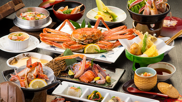 三朝温泉「渓泉閣」カニ